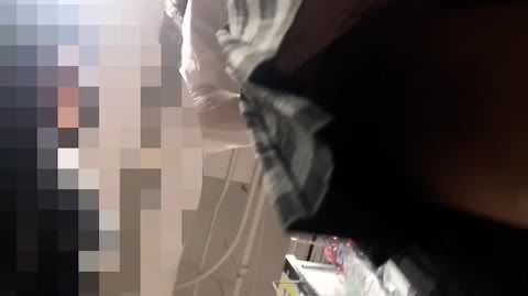 ピンクのサテン、女子高生