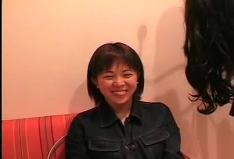 前半：レズビアンカップル