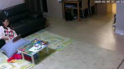 メガネっ娘のオナニー隠し撮り