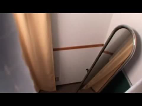 アイドル志望のCカップのボディ測定