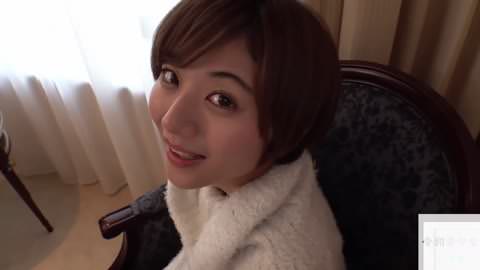 HD画質、ショートカット、上品でスポーティーな女の子、セックスの秘密の動画