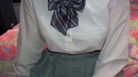 [顔出し初撮影 ♥] 3カップの巨乳を持つ最年少の女の子 [プライベート動画]