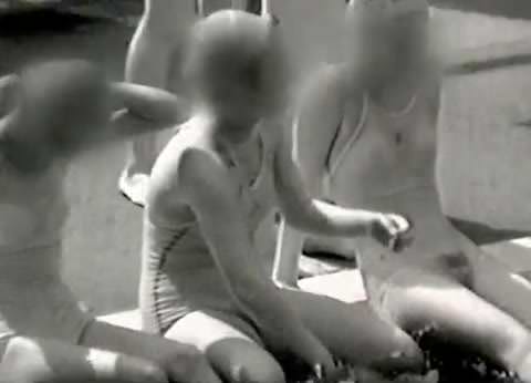 #赤外線カメラによる隠し撮り# Cのための水泳授業のシーン