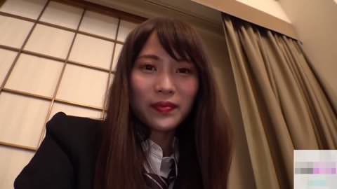 HD画質。清楚で優等生の美貌な同級生が、顔出しでセックスを撮影。個人撮影