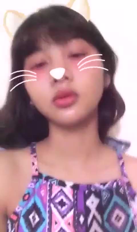 すべてを見せる天使