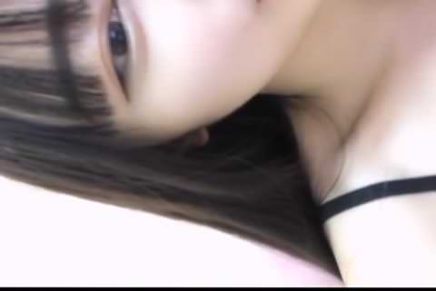 無修正。美少女女子高生の生配信、オナニー（この体を存分にお楽しみください…）