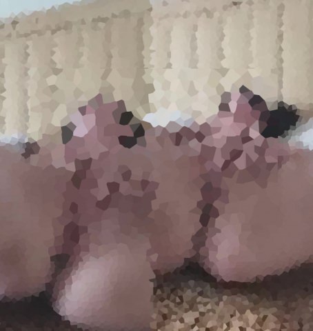 見せてと頼んでおっぱい露出