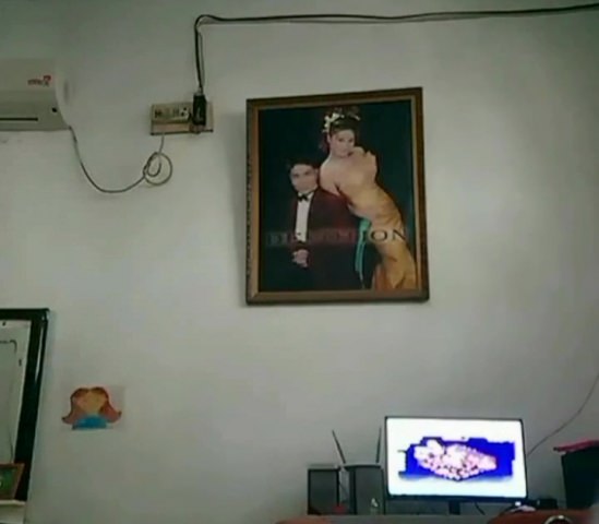 「ここには女の子いないよね？」