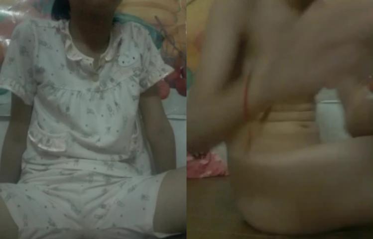 アナルクローズアップ、指で弄る...